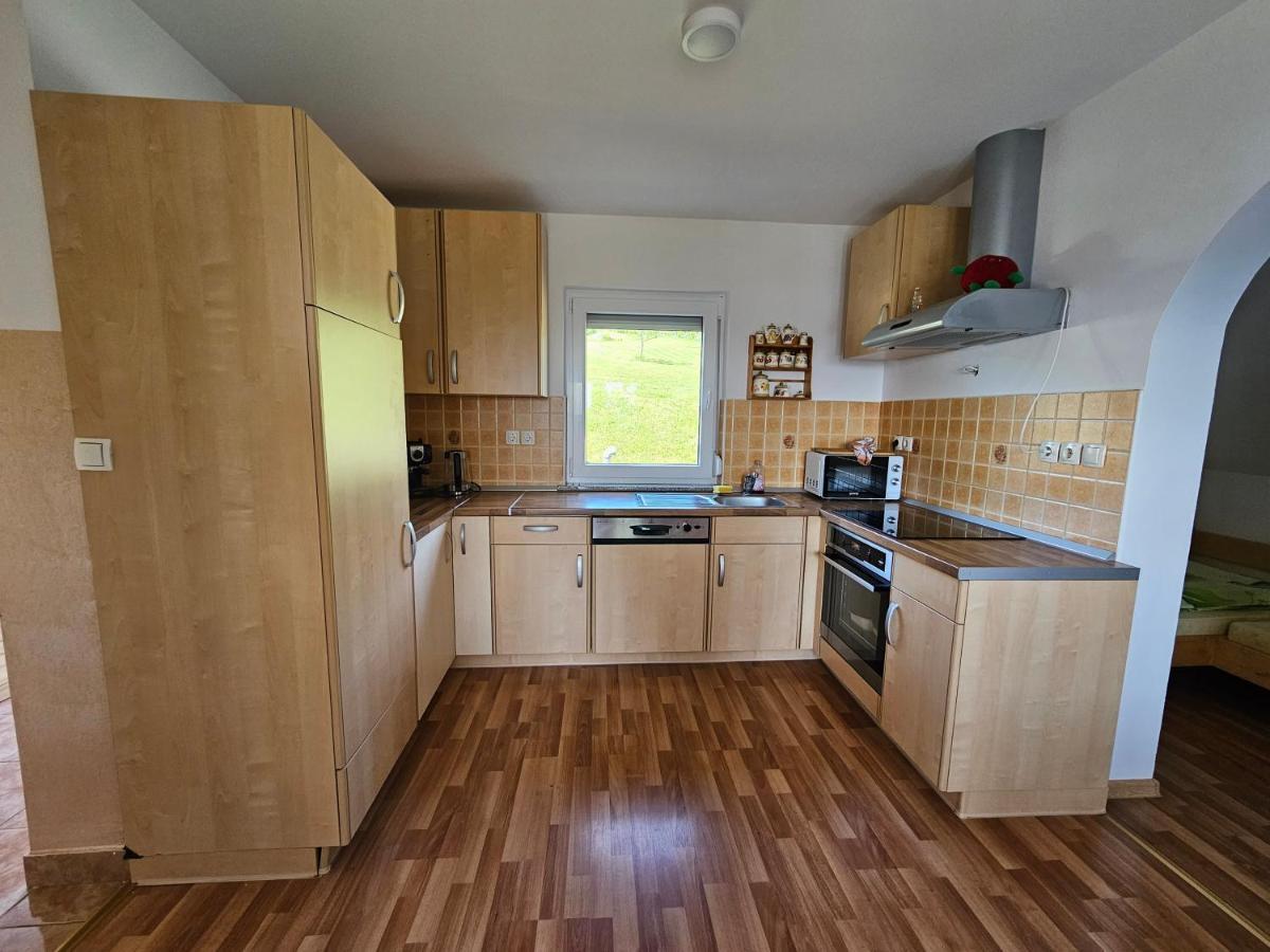 Zidanica Bundersek Apartment Sentjanz  Ngoại thất bức ảnh